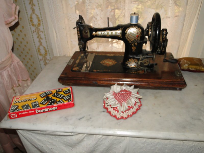 Sewing-machine in Ruth's Room